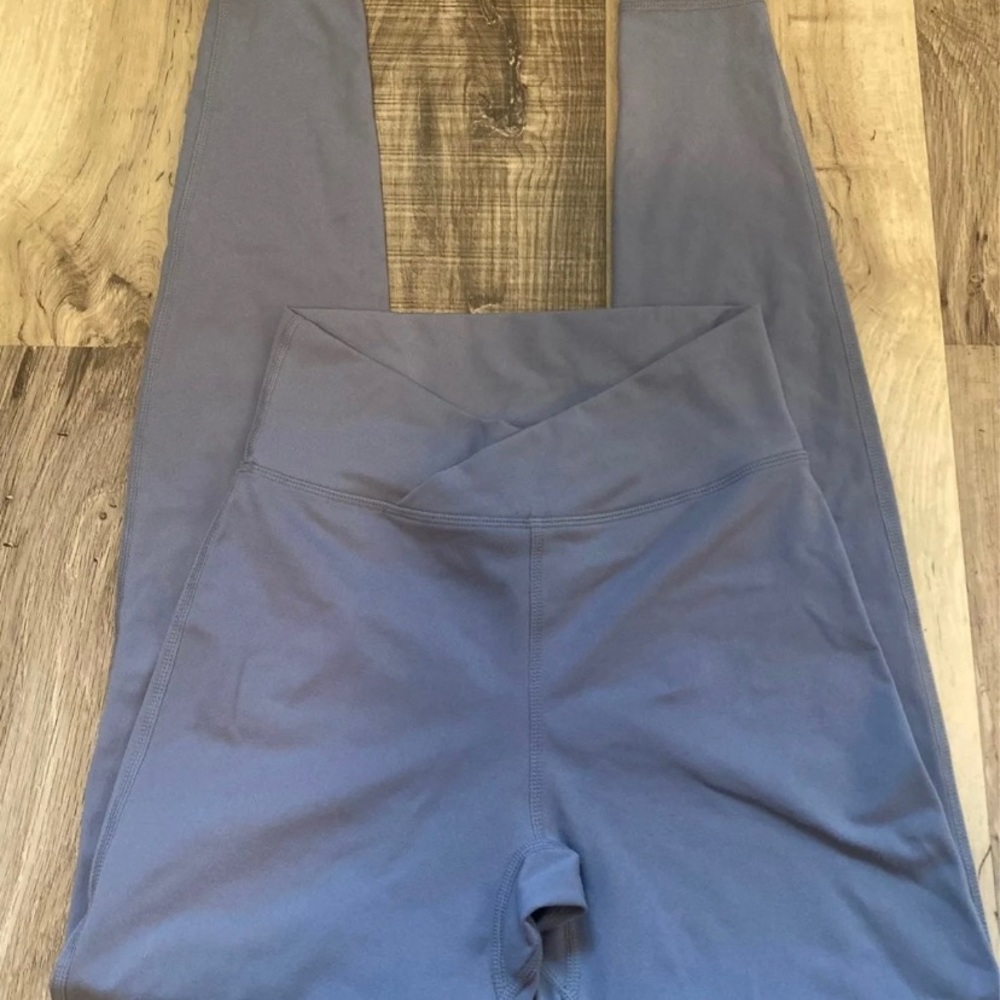 Alphalete Surface Path Legging